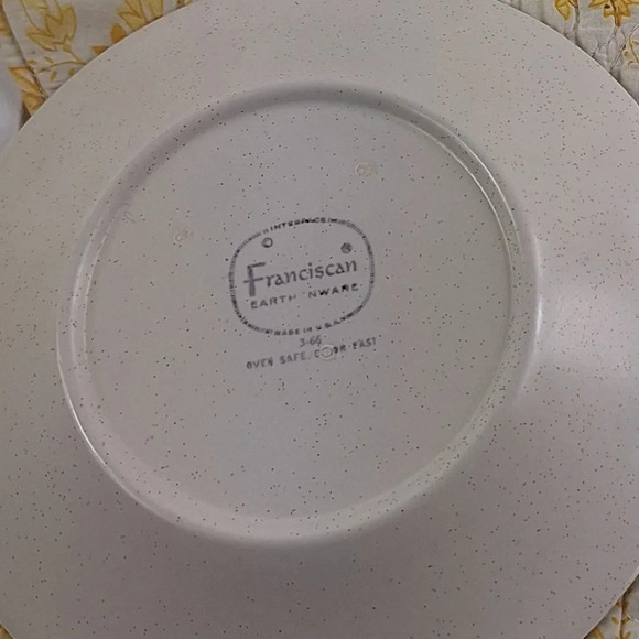 6 Vintage Franciscan Hacienda Gold Beige Speckled Saucers - 6 3/8" - Picture 6 of 8